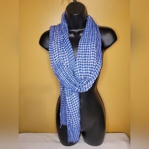 NWT Talbots Hounds Tooth Scarf Blue and White